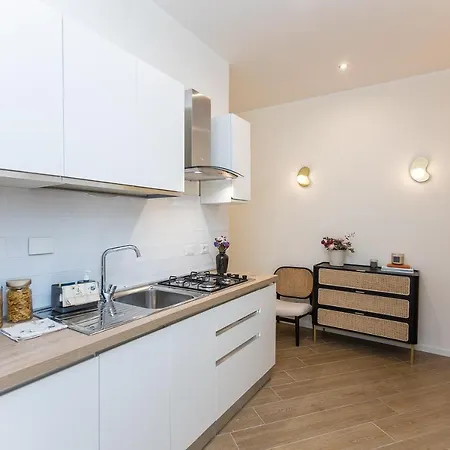Colosseum Boutique Apartment